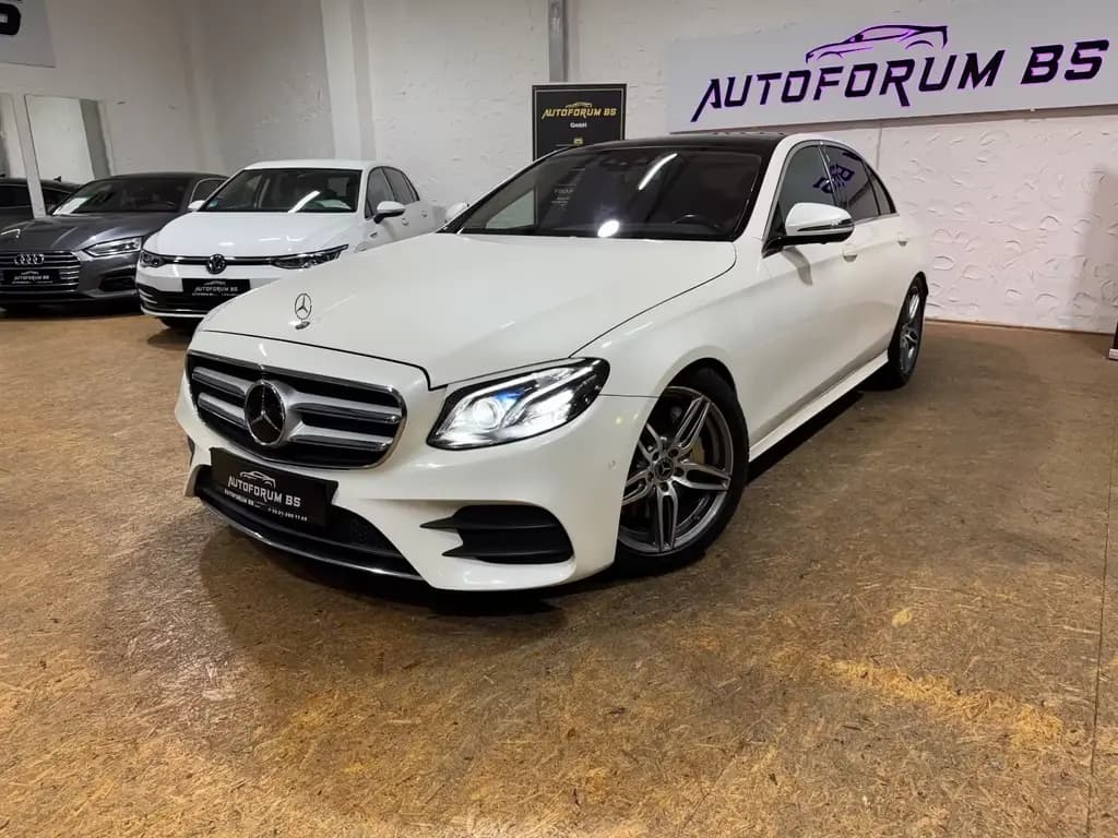 Main__Slider__Photo:Mercedes-Benz E 450 E450Lim.4Matic/STANDHEIZ/PANO/AHK/LUFT/BURMESTER 12/2019-0