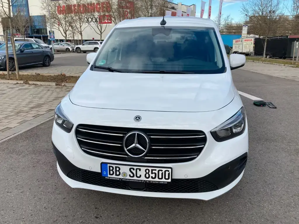 Main__Slider__Photo:Mercedes-Benz T-Class T-Klasse 180 lang MBUX+KAMERA 11/2024-1