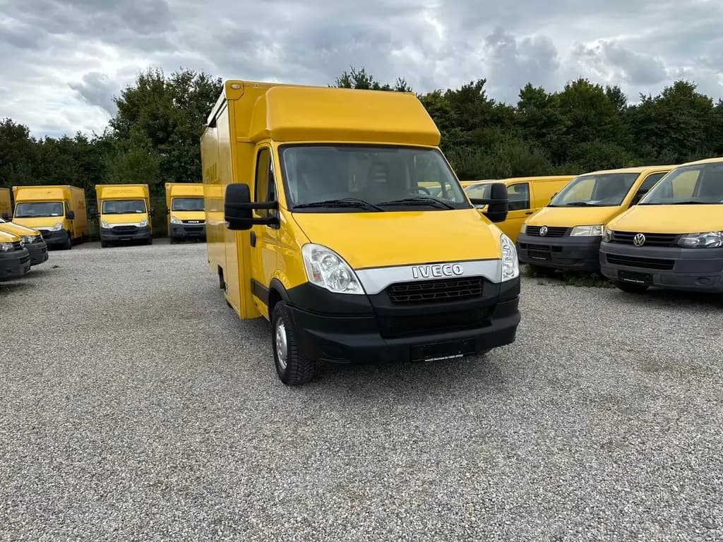 Main__Slider__Photo:Iveco Other Daily Koffer/Euro 5/mit Notsitz/Kamera/ 12/2012-0
