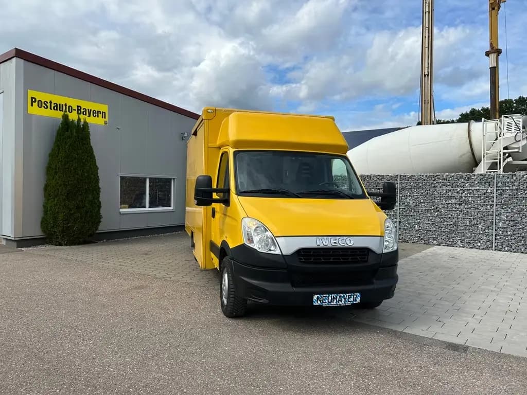 Main__Slider__Photo:Iveco Other Daily Koffer/Euro 5/mit Notsitz/Kamera/ 07/2012-0