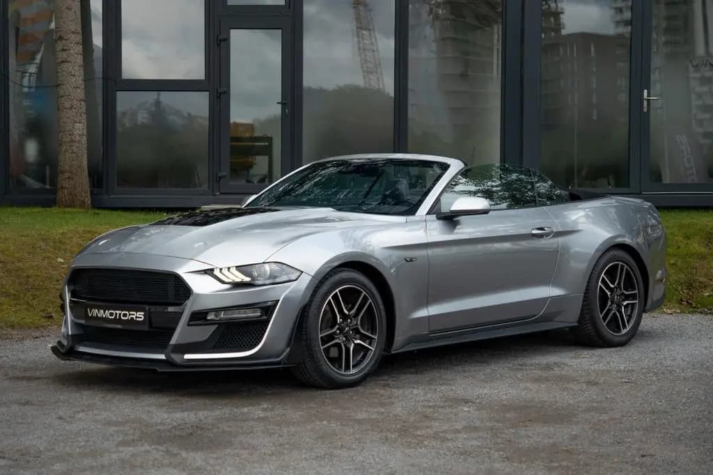 Main__Slider__Photo:Ford Mustang Convertible/EcoBoost/LED 01/2022-0