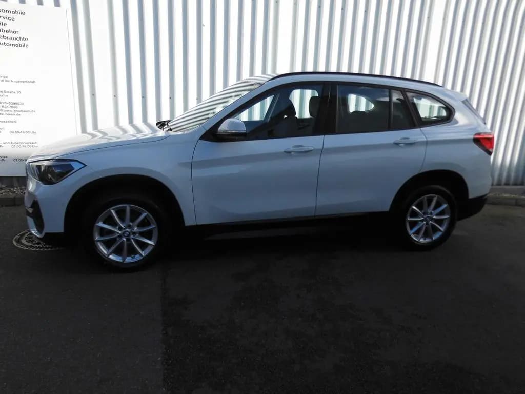 Main__Slider__Photo:BMW X1 sDrive 18 i Advantage AHK LED Navi PA Sitzh. 12/2021-0