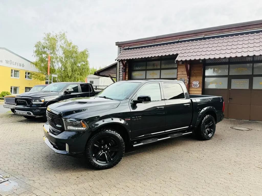 Main__Slider__Photo:Dodge RAM LIMITED*LUFT*RAMBOX*VOLL*AHK*NAVI*OFFROAD*GARANT 12/2017-0