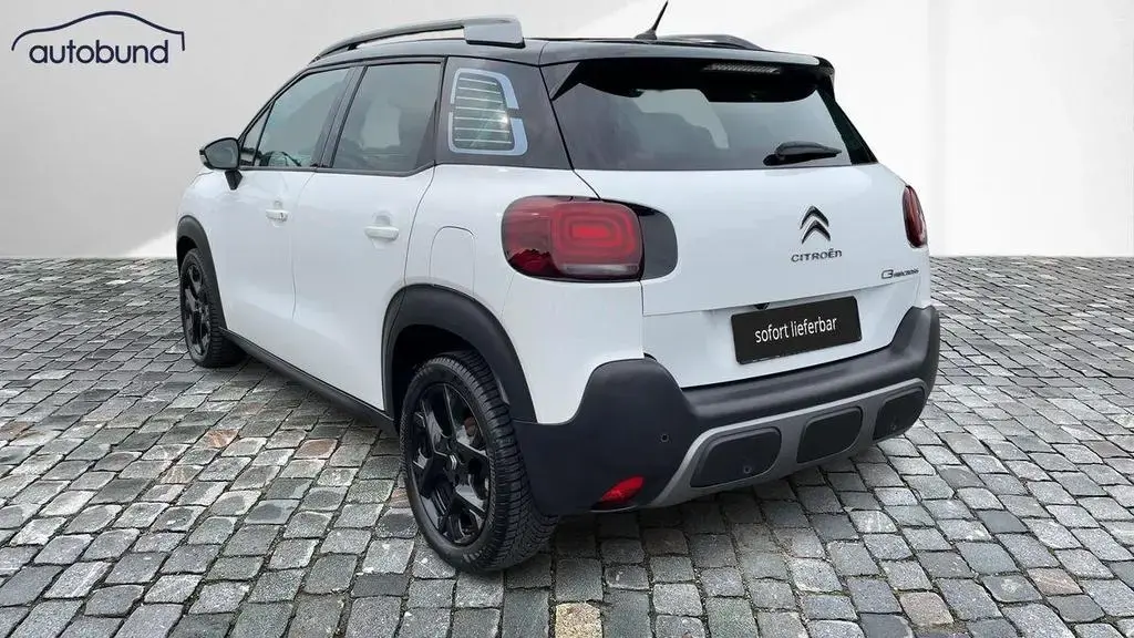 Main__Slider__Photo:Citroën C3 III Aircross 1,2 PureTech Shine Pack Alu Ka L 03/2024-1