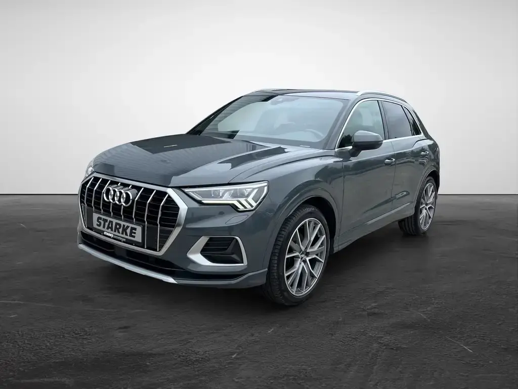 Main__Slider__Photo:Audi Q3 35 TFSI Advanced  AHK Navi LED Kamera PDC LM 08/2019-1