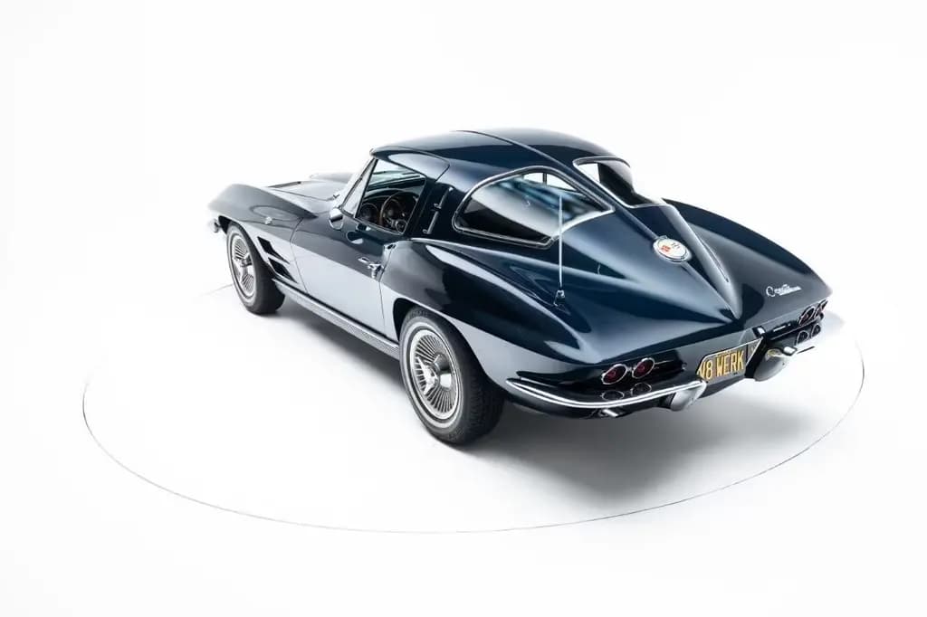Main__Slider__Photo:Corvette C2 SplitWindow 327, V8, eFh, Kelsey Hayes, SOFOR 07/1963-0
