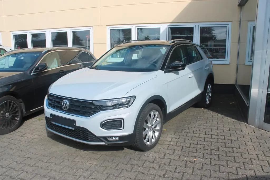 Main__Slider__Photo:Volkswagen T-Roc 1.5 TSI ACT Style*LED*P-Dach*1.Hd*Navi*PDC 05/2018-0