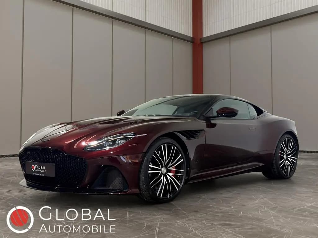 Main__Slider__Photo:Aston Martin DBS 5.2 V12 B&O°KEY°360° 04/2022-0