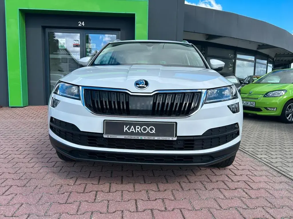 Main__Slider__Photo:Skoda Karoq Clever 1,5 TSI 110 kW 150 PS 06/2021-1