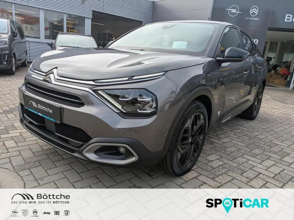 Main__Slider__Photo:Citroën C4 Shine 1.2 12V e-THP / PureTech Metallic 08/2021-0