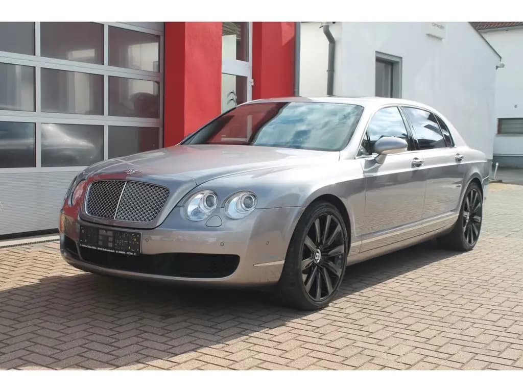 Main__Slider__Photo:Bentley Continental Flying Spur 6.0 W12 Dach 4-Sitz Slft 01/2006-0