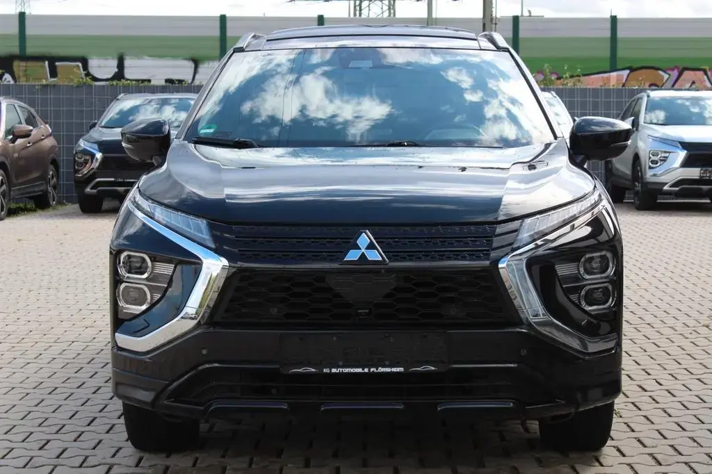 Main__Slider__Photo:Mitsubishi Eclipse Cross 2.4 TOP 4WD Leder HUD Panorama 11/2022-1