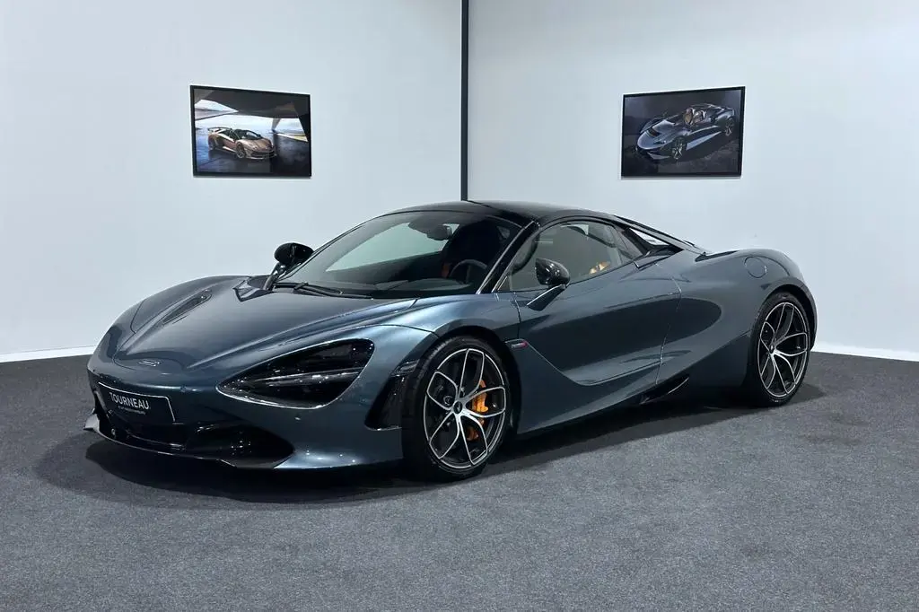 Main__Slider__Photo:McLaren 720S Spider | NP 436 k€ | MSO Carbon 1,2,3 & 4 06/2020-1