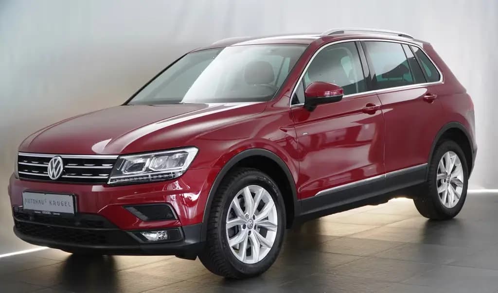 Main__Slider__Photo:Volkswagen Tiguan 4Motion Ruby red! Active Info-Display! 04/2019-0