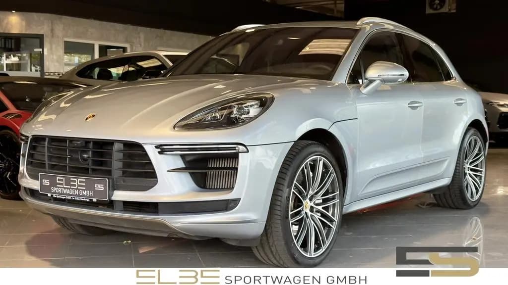 Main__Slider__Photo:Porsche Macan Turbo BOSE LUFT PANO 360° SPORTABGAS VOLL 07/2020-0