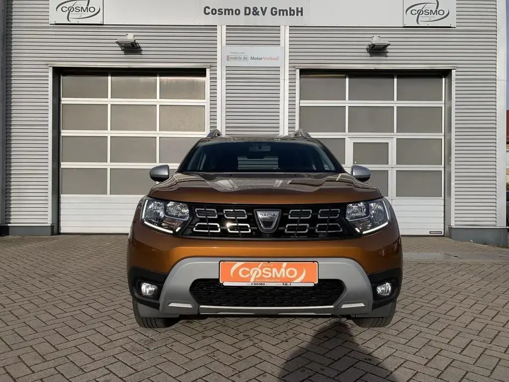 Main__Slider__Photo:Dacia Duster Prestige 150 AHK+Klimaaaut+Navi+Sitzhz 05/2021-1