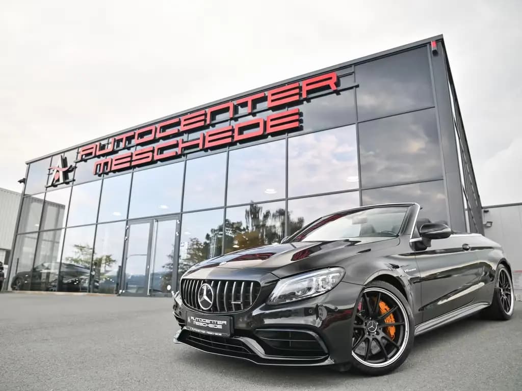 Main__Slider__Photo:Mercedes-Benz C 63 AMG S Cabrio Schalensitze* Keramik* Carbon* 02/2020-0