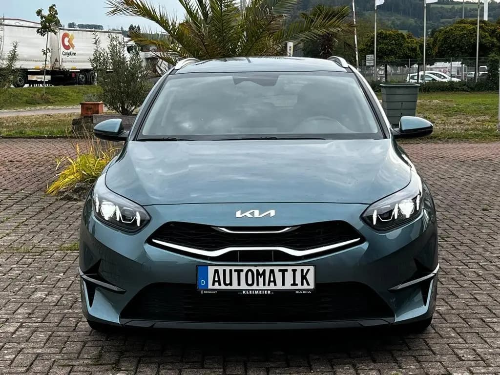 Main__Slider__Photo:Kia Ceed Sportswagon 01/2025-0