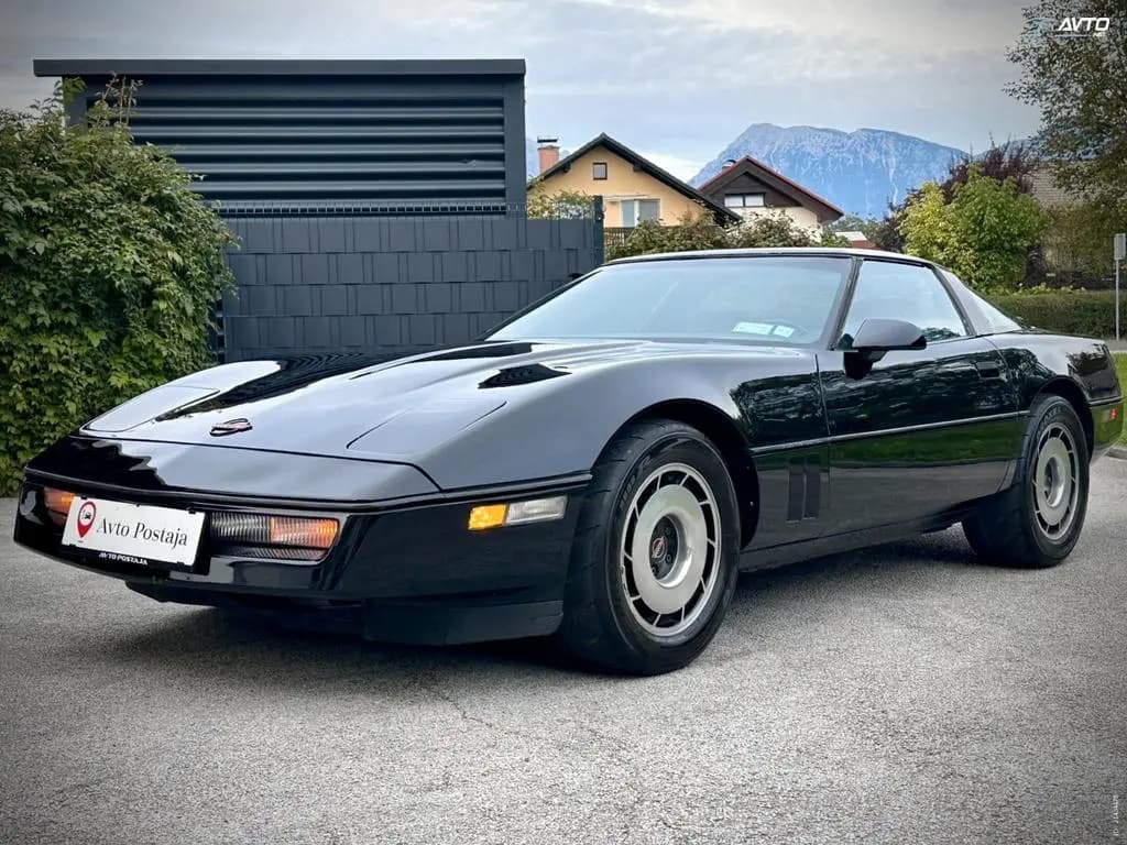 Main__Slider__Photo:Corvette C4 5.7 V8 Targa Top - 1st owner - Just 58.000 km 12/1984-0
