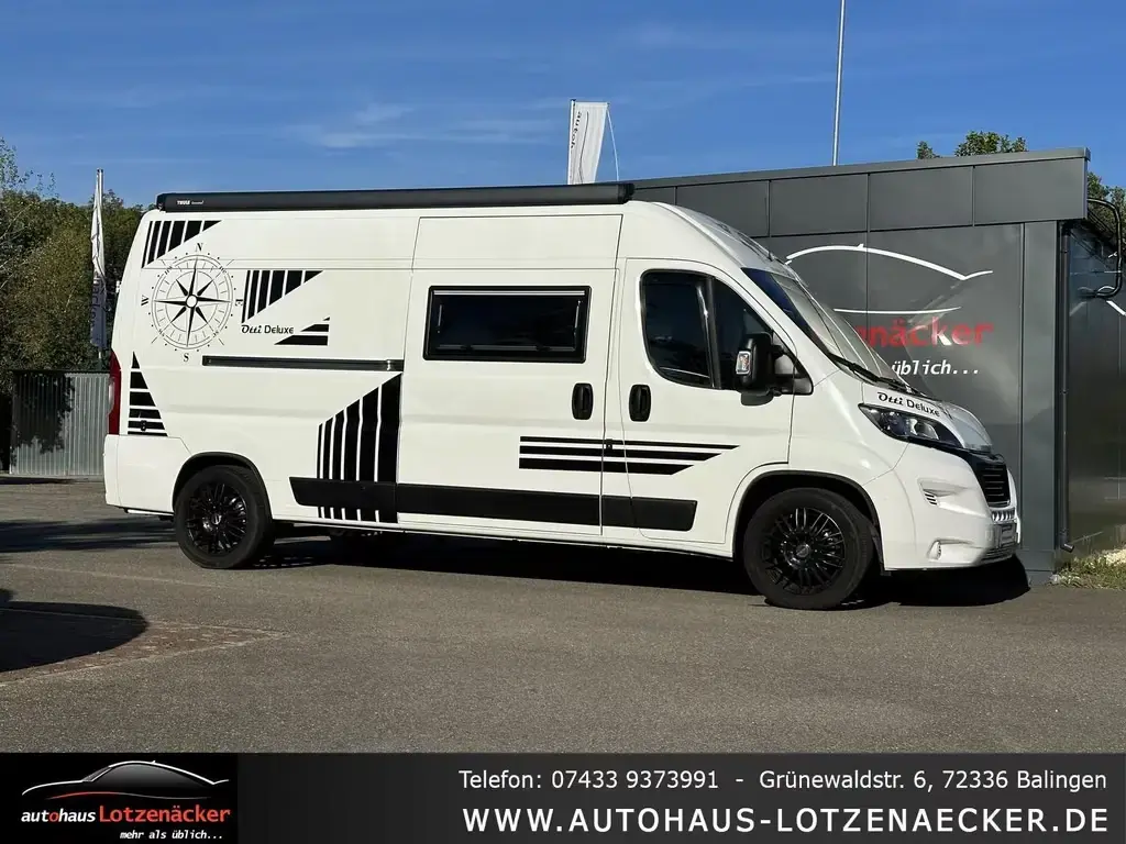 Main__Slider__Photo:Peugeot Boxer Kasten WoMo Ausbau ohne NZ L3H2 HDi 140 03/2021-1