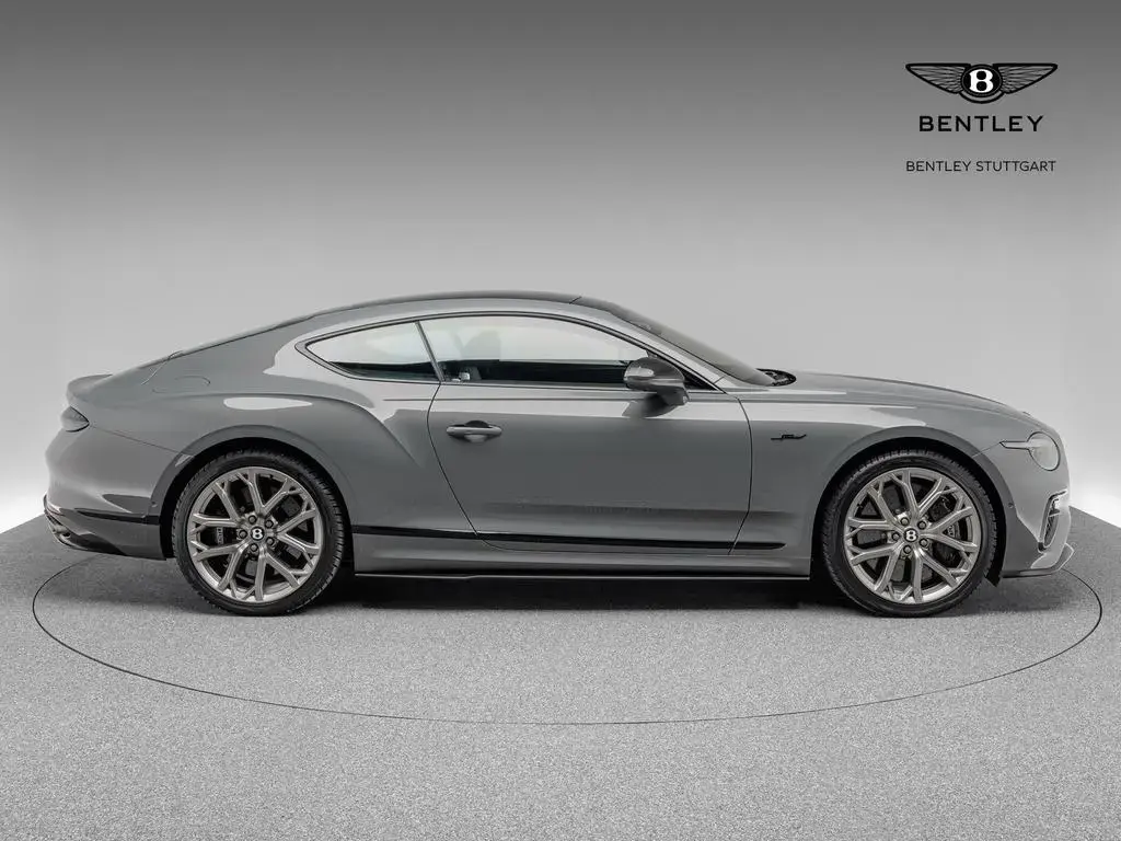 Main__Slider__Photo:Bentley Continental GT Speed V8 Hybrid 2026 *Akra, Carbo 10/2025-1