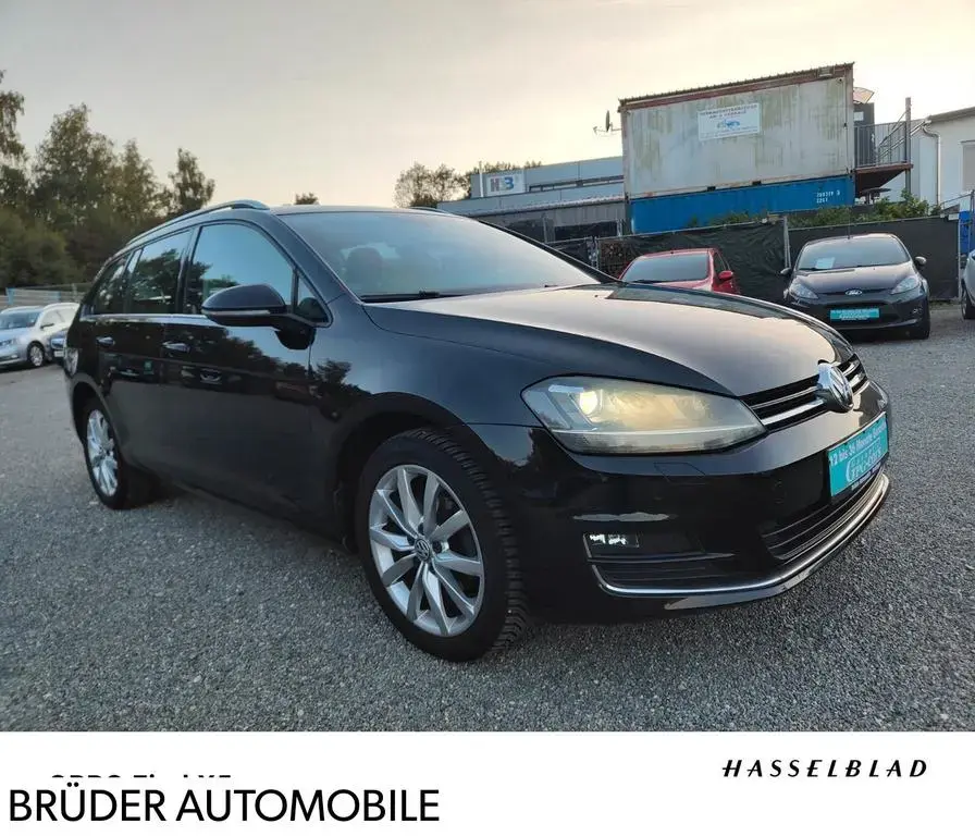 Main__Slider__Photo:Volkswagen Golf VII Variant Highline BMT "Bi-Xenon "1 Hand 08/2014-1