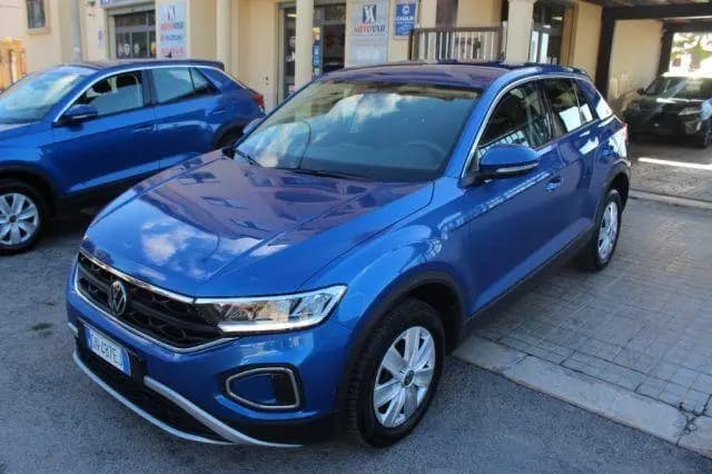 Main__Slider__Photo:Other Volkswagen T-Roc 1.0 TSI Life 04/2022-0