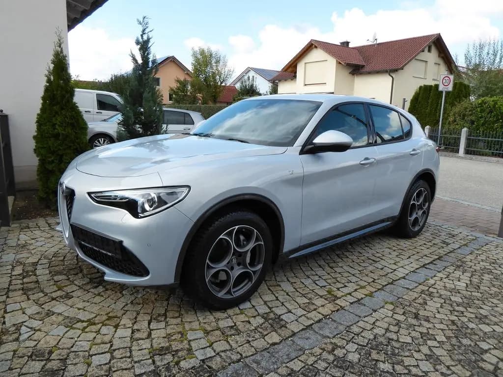 Main__Slider__Photo:Alfa Romeo Stelvio 2.0 Turbo 16V 206 kW Ti AT8-Q4 04/2023-0