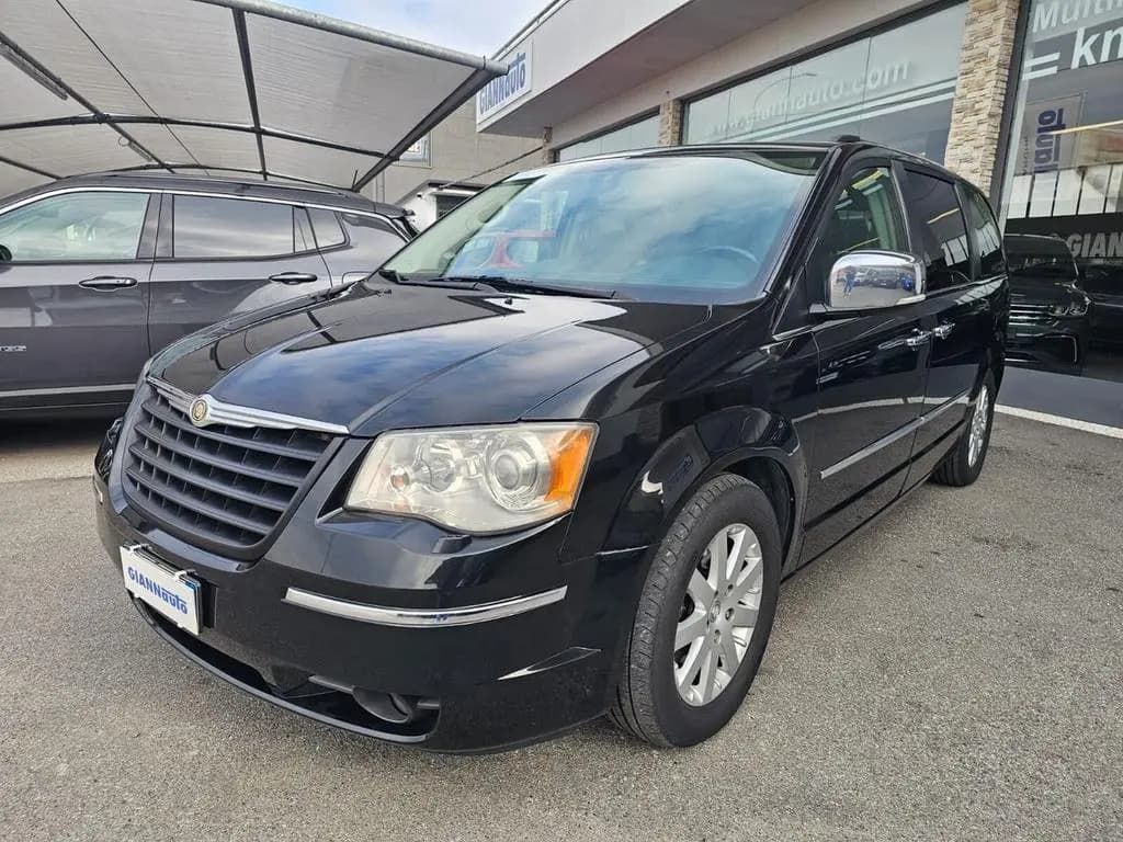 Main__Slider__Photo:Chrysler Grand Voyager Voyager Grand 3.3 V6 cat Limited IMPIAN 09/2008-0