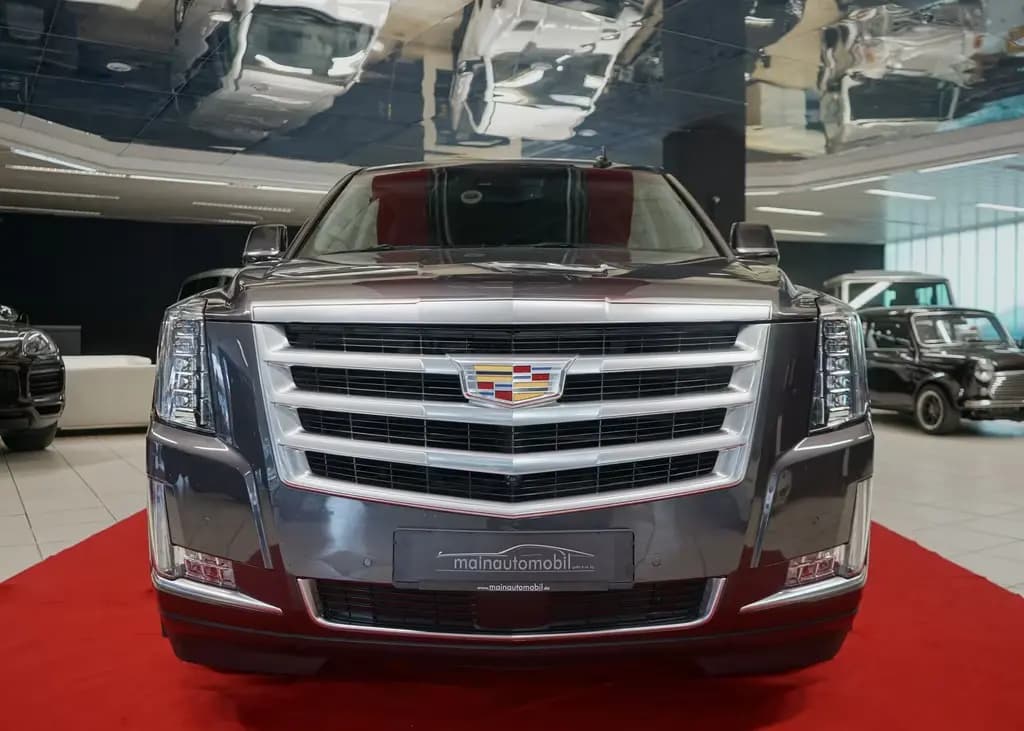 Main__Slider__Photo:Cadillac Escalade MWST UNFALLFREI BOSE 8SitzerSchiebedach 02/2015-0