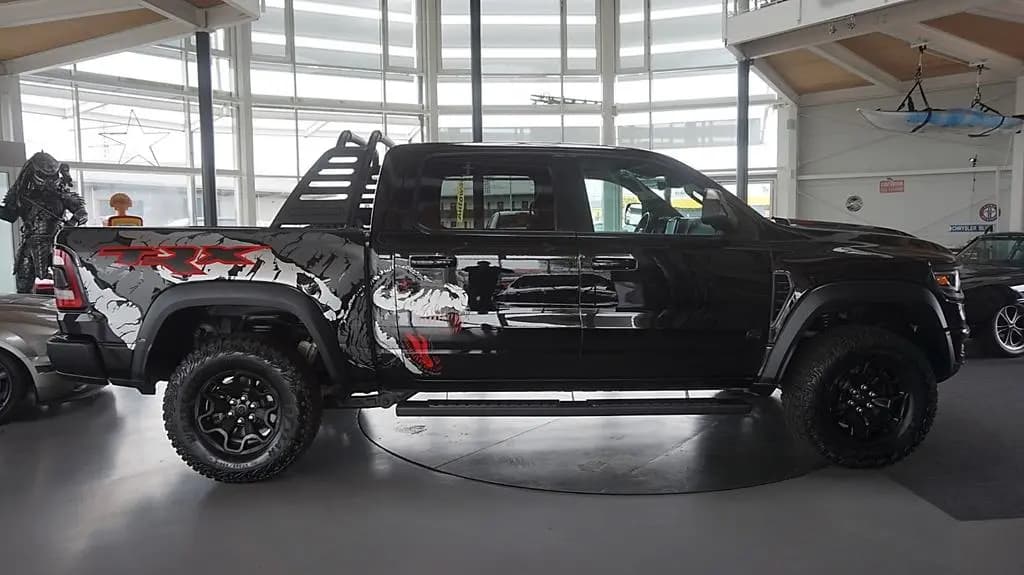 Main__Slider__Photo:Dodge RAM 1500 TRX Crew Cab 6.2l V8 Digi-Tacho*Rambar 07/2023-0