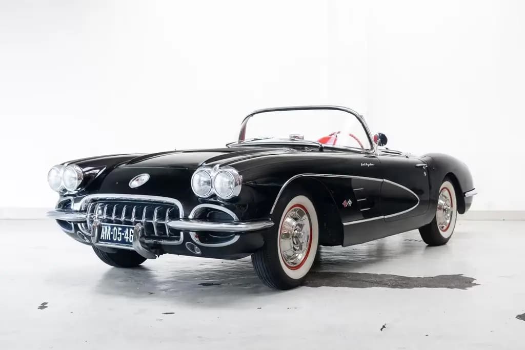 Main__Slider__Photo:Chevrolet Other Corvette C1 Fuel-injection - Ex Jan de Bouvries 01/1959-0