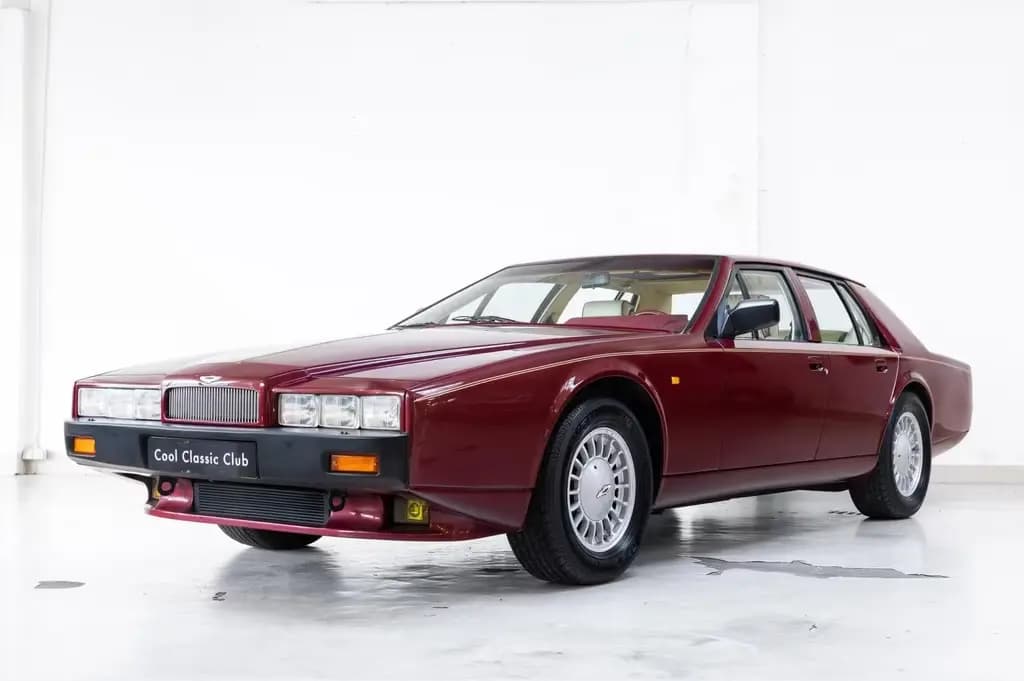 Main__Slider__Photo:Aston Martin Lagonda Series 4 - 1 of 72 LHD - Full History 05/1992-0