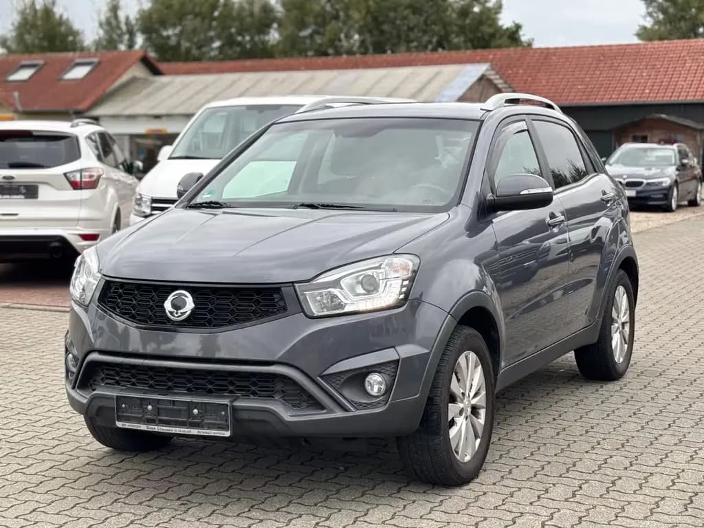 Main__Slider__Photo:Ssangyong Korando 2.2 Diesel 1-HAND TEMPOMAT KAMERA 8x ALU 12/2015-0