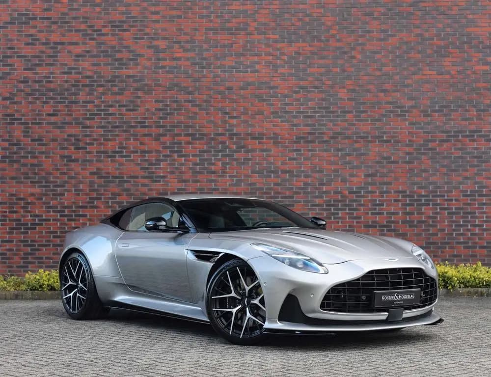 Main__Slider__Photo:Aston Martin DB12 Coupé | Aluminite Silver 09/2023-0
