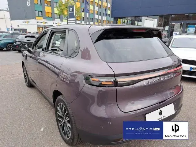 Main__Slider__Photo:Leapmotor B10 BEV 67,1 kWh Design Promax 10/2025-1