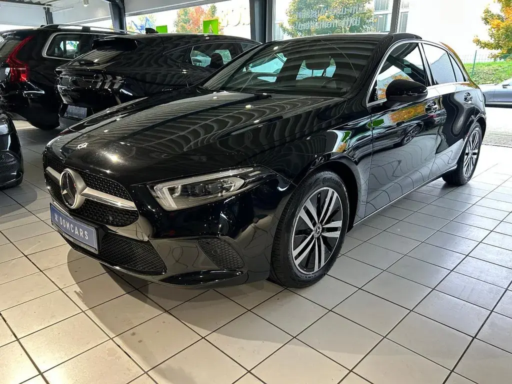 Main__Slider__Photo:Mercedes-Benz A-Class 220/PANO/LEDER/GARANTIE/ALU/KAMERA/LED/AHK/ 02/2019-1