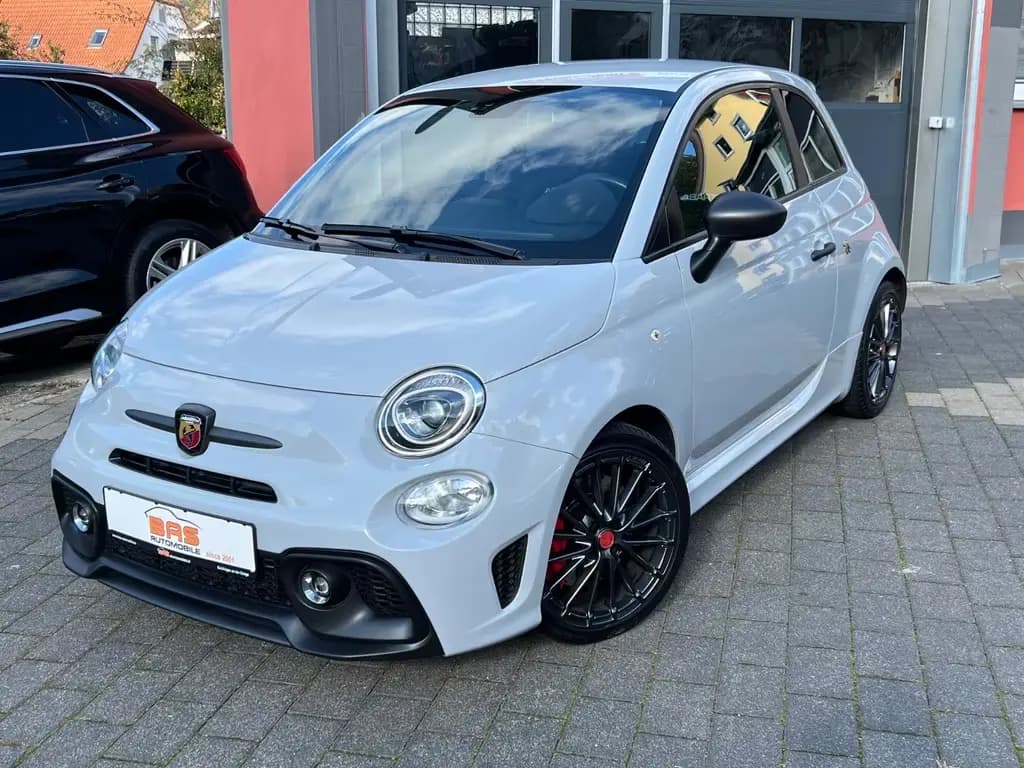Main__Slider__Photo:Abarth 695 1.4 T-Jet*SCHALENSITZE*ALCANTARA*CARPLAY* 09/2022-0