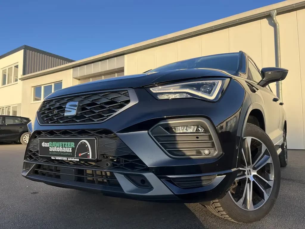 Main__Slider__Photo:Seat Ateca 2.0 TDI DSG FR-Line Digital Cockpit DAB Na 06/2024-0