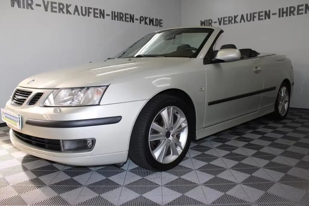 Main__Slider__Photo:Saab 9-3 Cabriolet 1.9 TiD DPF Vector TOP ZUSTAND 05/2007-0