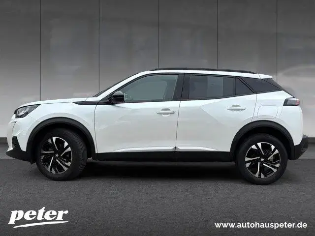 Main__Slider__Photo:Peugeot 2008 Allure Pack 130 Navi+SH+Kamera+LED 07/2023-1