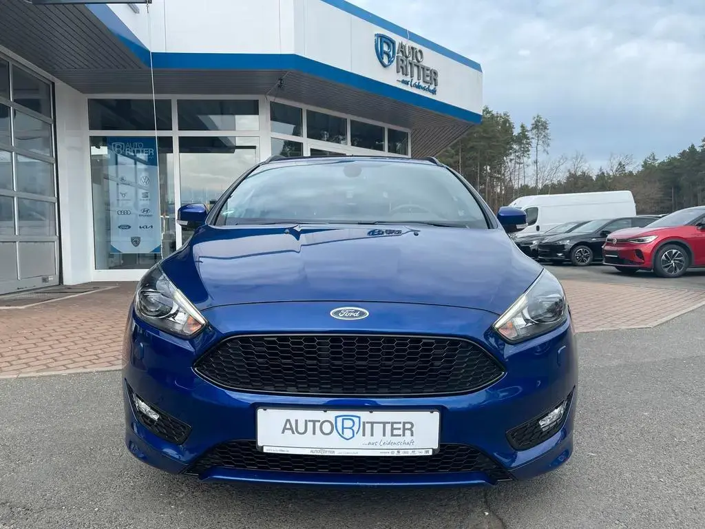 Main__Slider__Photo:Ford Focus Turnier 1.5 EcoBoost ST-Line Navi|Xenon... 04/2018-1
