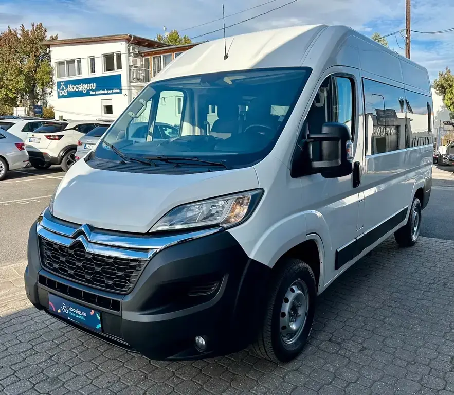 Main__Slider__Photo:Citroën Jumper Kombi 30 L1H1 Live Blue-HDi 120 02/2020-1