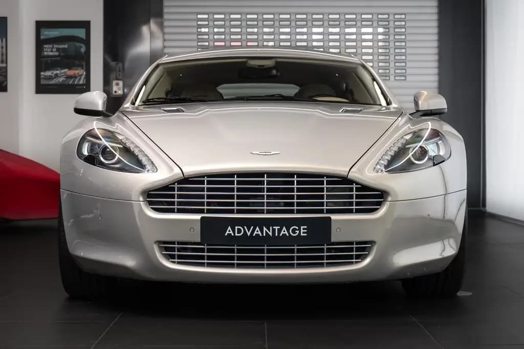 Main__Slider__Photo:Aston Martin Rapide Touchtronic V12 /Bang&Olufsen 10/2010-0