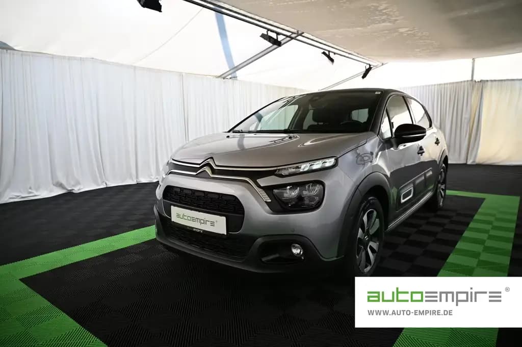 Main__Slider__Photo:Citroën C3 1.2 PT 110 Shine LED/NAVI/T-WINKEL/KEYLESS/16 05/2023-0