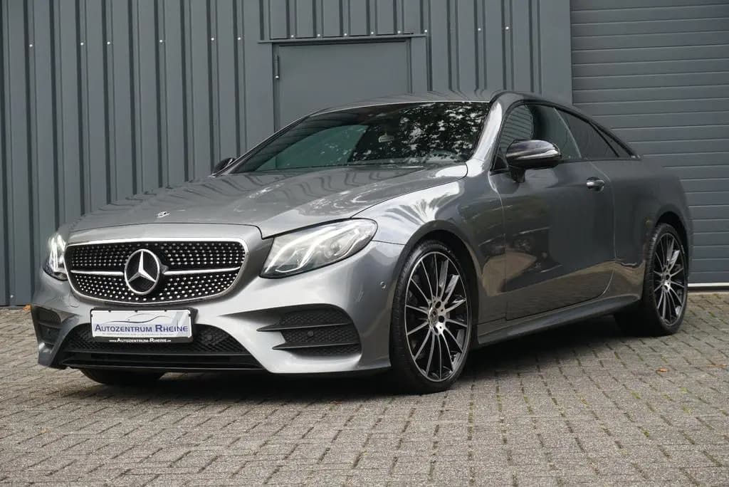 Main__Slider__Photo:Mercedes-Benz E-Class 300 AMG Coupé Kamera SHZ NIGHT LED Burmester 04/2018-0
