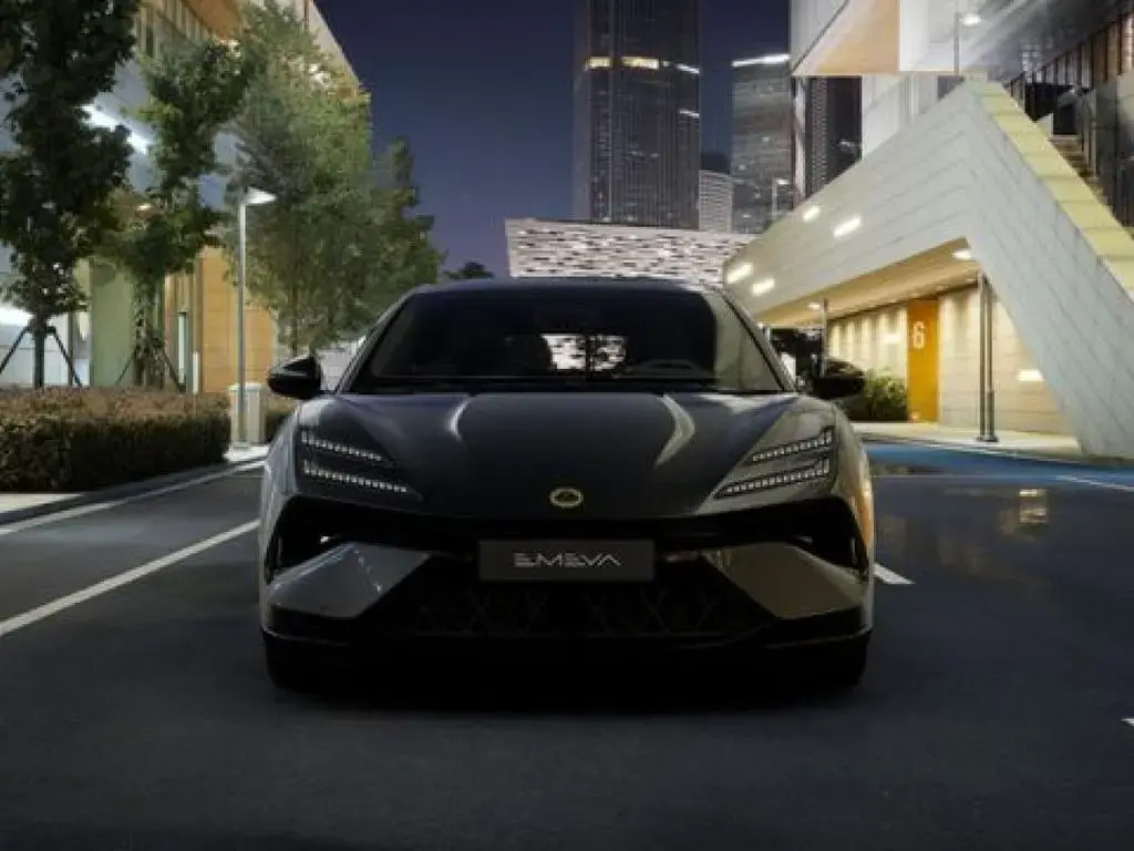 Main__Slider__Photo:Lotus Emeya Base null-1