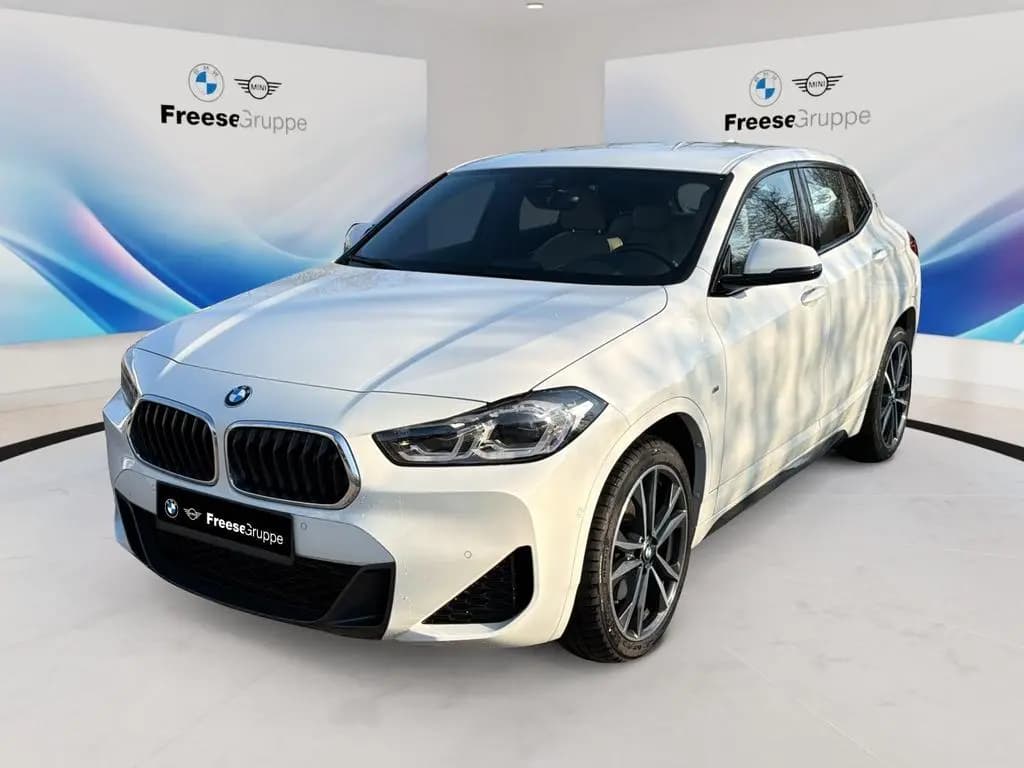 Main__Slider__Photo:BMW X2 sDrive20i RFK LORDOSE SPORTSITZE LED SHZ DAB 05/2021-0