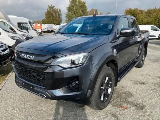 Main__Slider__Photo:Isuzu D-Max MY 25 Double Cab V-Cross AT 11/2025-0