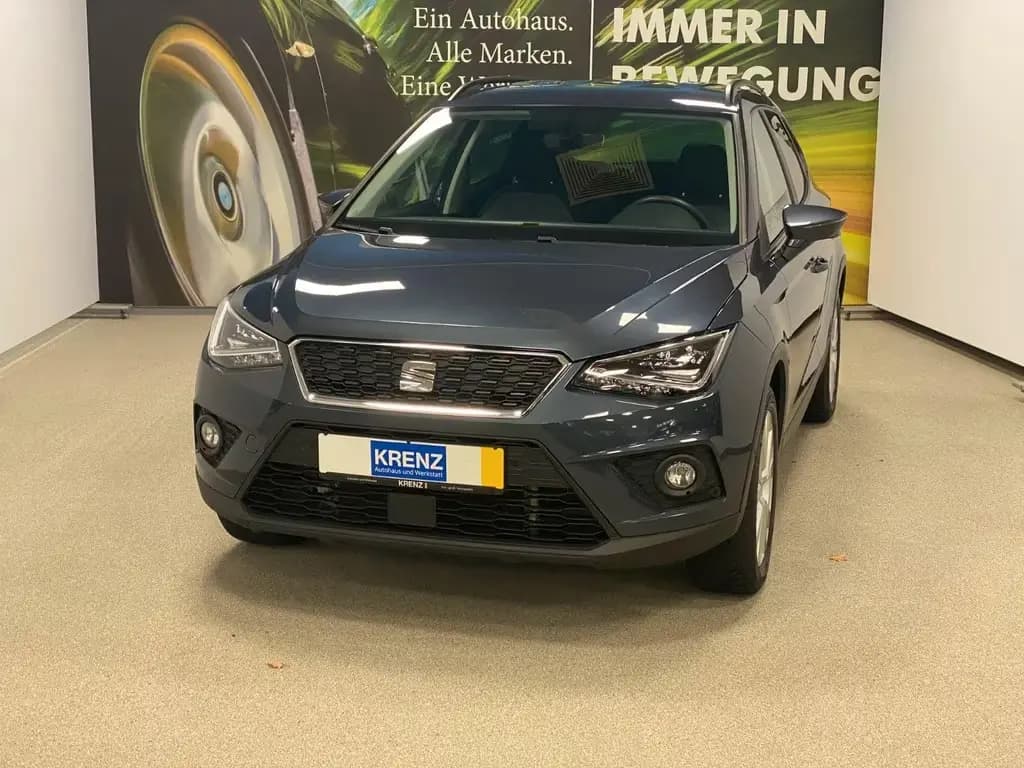 Main__Slider__Photo:Seat Arona 1.0 TSI Style+EINPARKHILFE+TEMPOMAT+17"ALU 08/2020-0